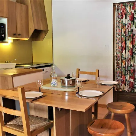 Appartement Cosy 2 Pieces, 6 Couchages, Pied Des Pistes, 1850 - Fr-1-330-495 Risoul